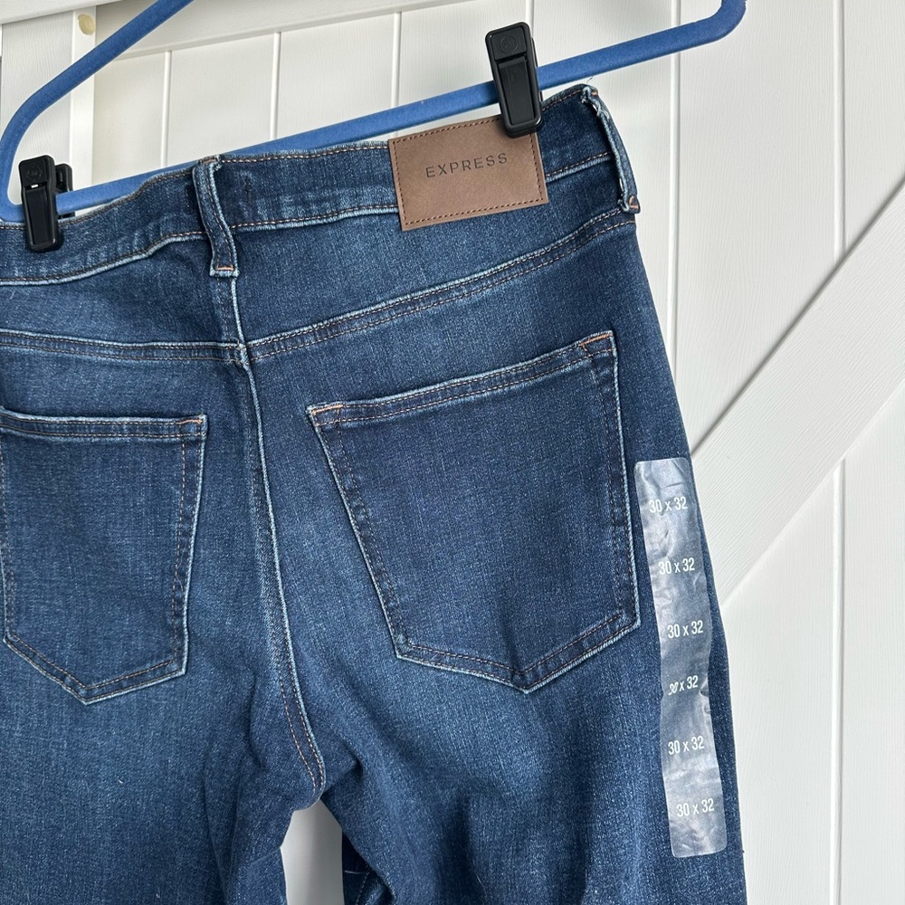 Express Men’s Athletic Slim Jeans 30x32 Ultra Hyper Stretch Dark Wash Denim NWT - Picture 5 of 7